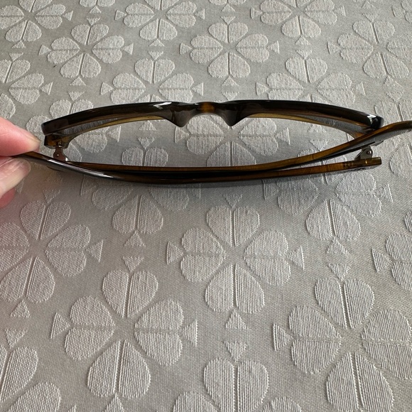 Ray-Ban Tortoise Sunglasses RB2132 GUC - Picture 4 of 9